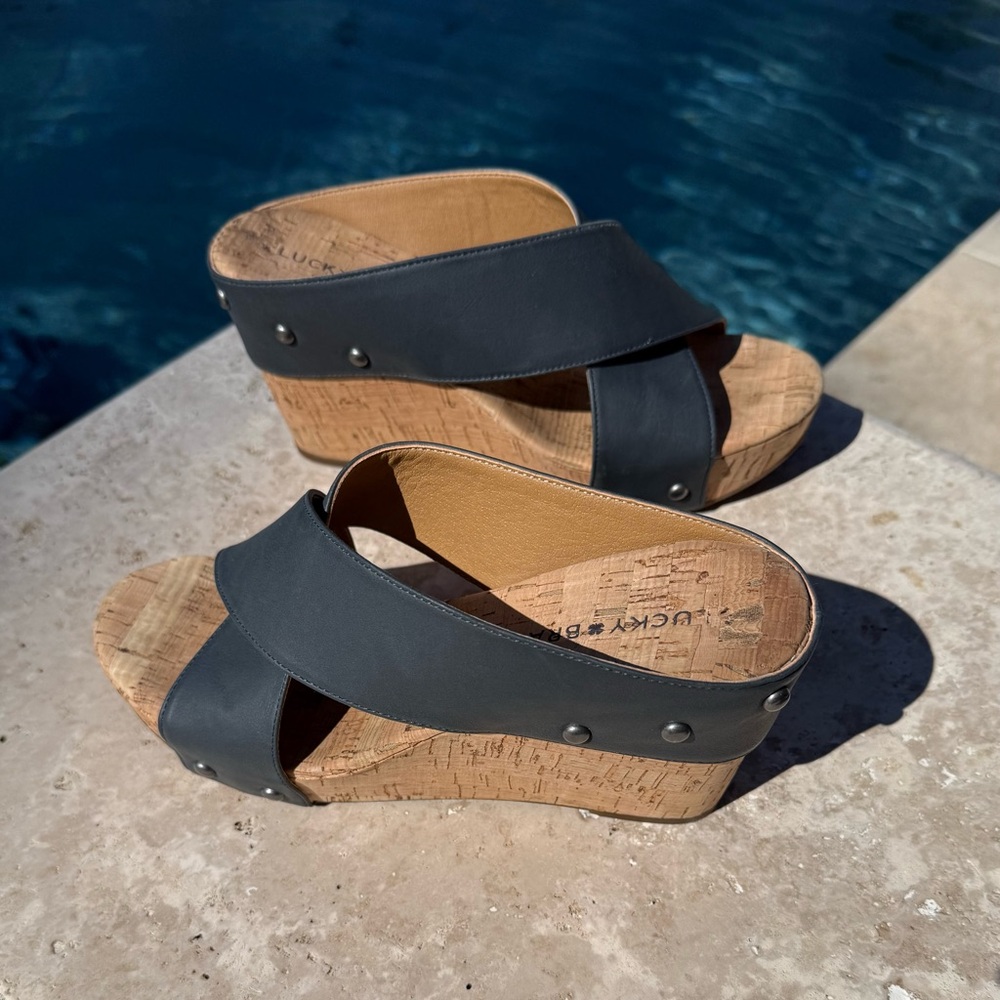 Lucky Brand Women's Black Leather Mules - Picture 3 of 14